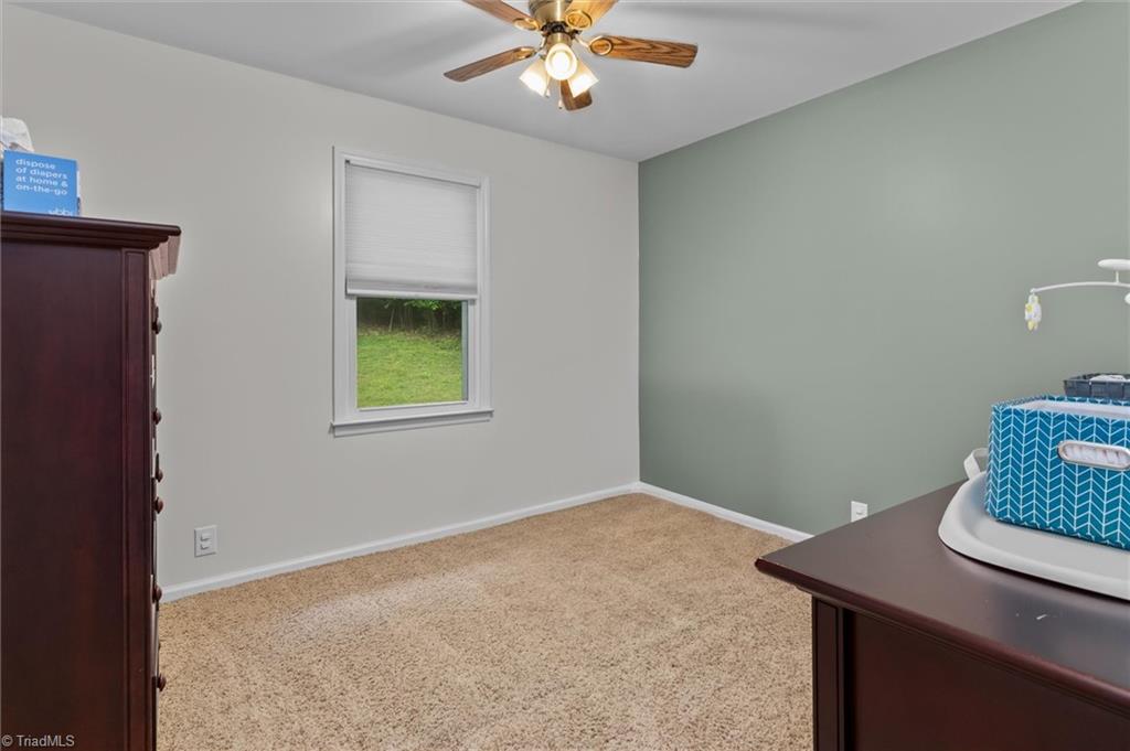 1755 Madison Avenue, Mount Airy, North Carolina image 17