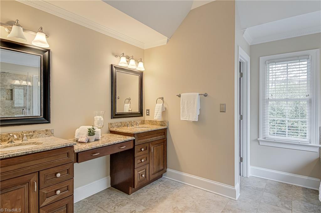 1504 Regents Park Lane, Greensboro, North Carolina image 29