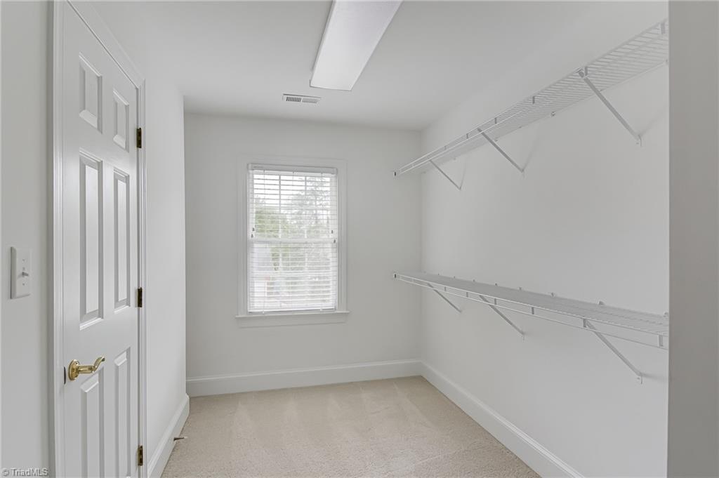 1504 Regents Park Lane, Greensboro, North Carolina image 28
