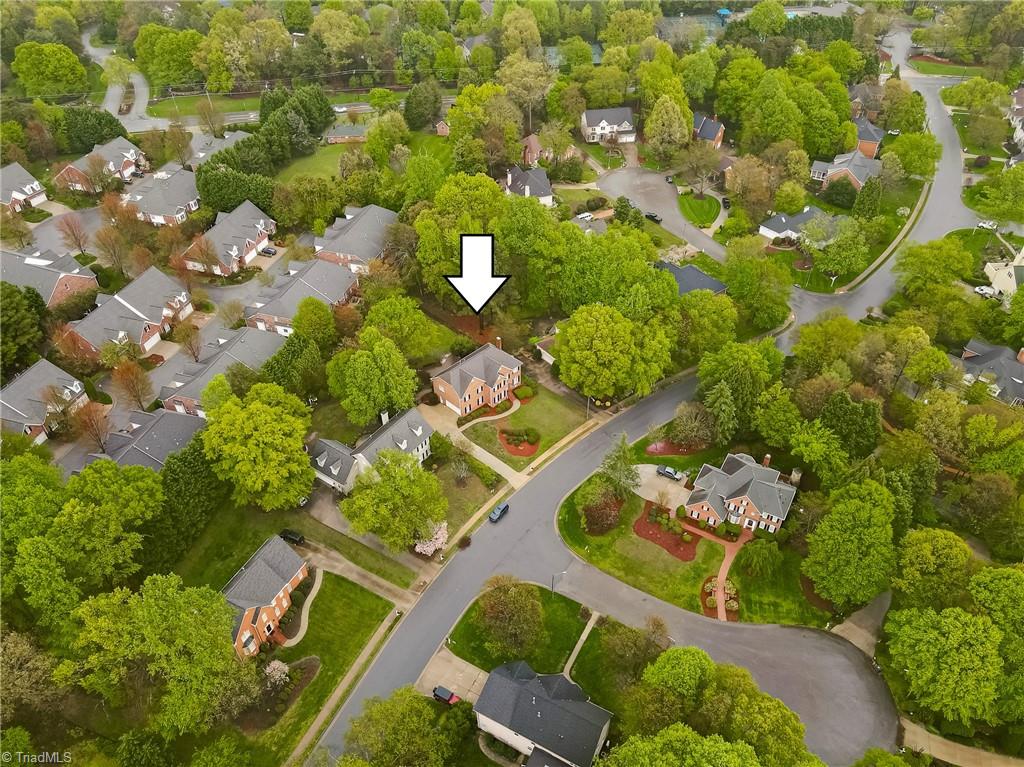 1504 Regents Park Lane, Greensboro, North Carolina image 46