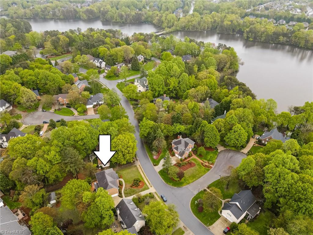 1504 Regents Park Lane, Greensboro, North Carolina image 48
