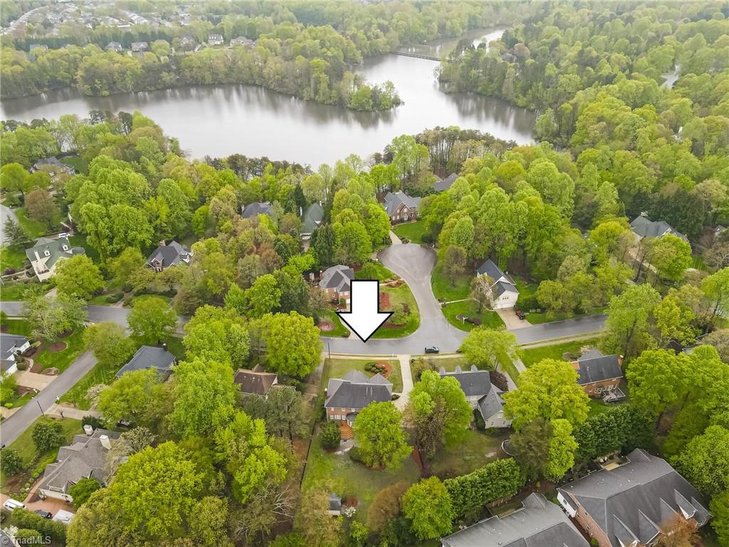 1504 Regents Park Lane, Greensboro, North Carolina image 49