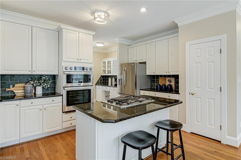 1504 Regents Park Lane, Greensboro, North Carolina image 18