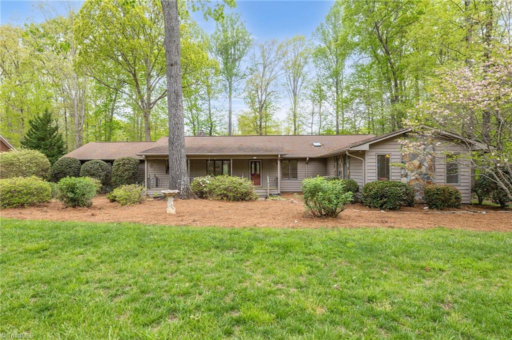 515 Dogwood Drive, Liberty, North Carolina image 2