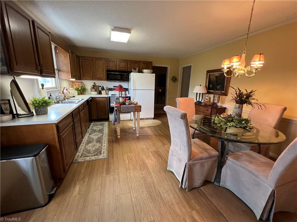 102 Forrest Oaks Drive, King, North Carolina image 34