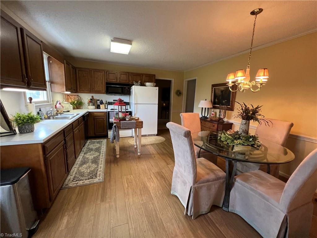 102 Forrest Oaks Drive, King, North Carolina image 33