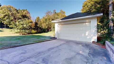 A home in Mount Airy