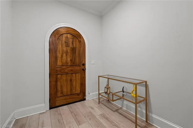 812 Pisgah Church Road Unit G, photo 3 of 41