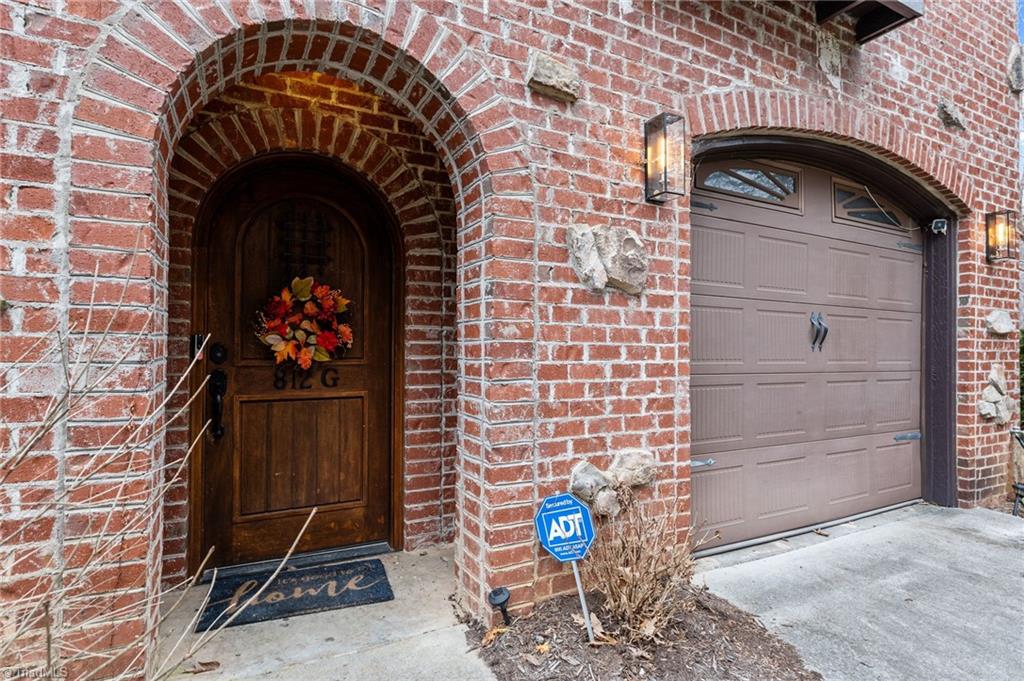 Photo of 812 Pisgah Church Road #G, Greensboro, NC 27455 (MLS # 1240093)