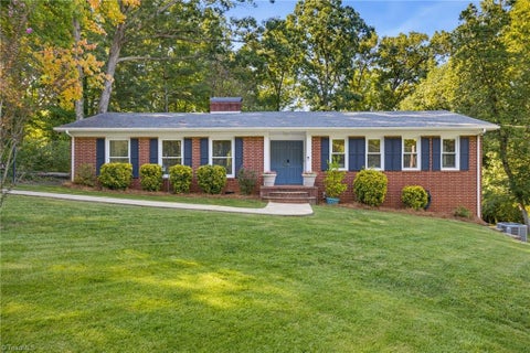Homes For Sale - 628 Kennedy Country Drive<br/> Asheboro, NC 27205