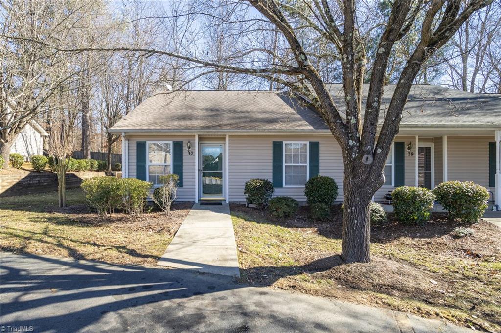 37 Grassy Knoll Circle, Greensboro, North Carolina image 1