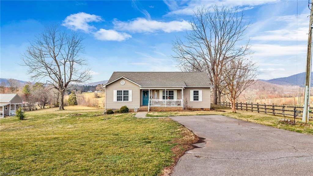 Photo of 155 Jays Meadow Lane, Purlear, NC 28665 (MLS # 1210750)