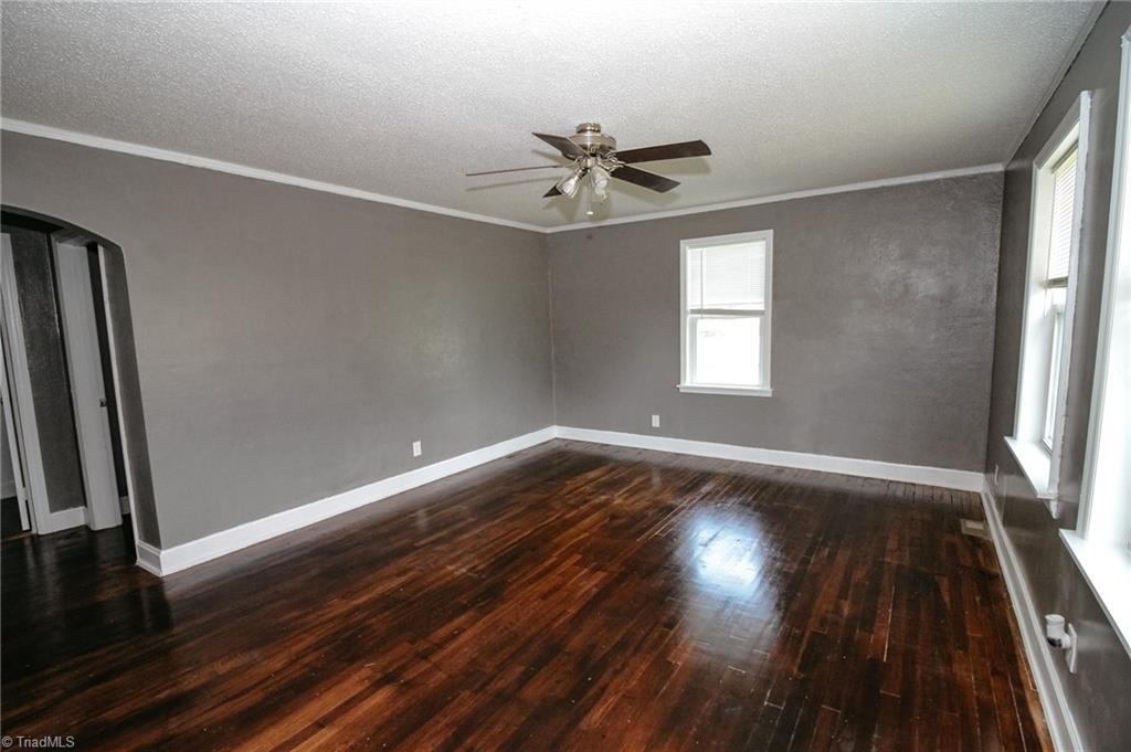 Photo 5 of 23 of 1705 Lincoln Drive house