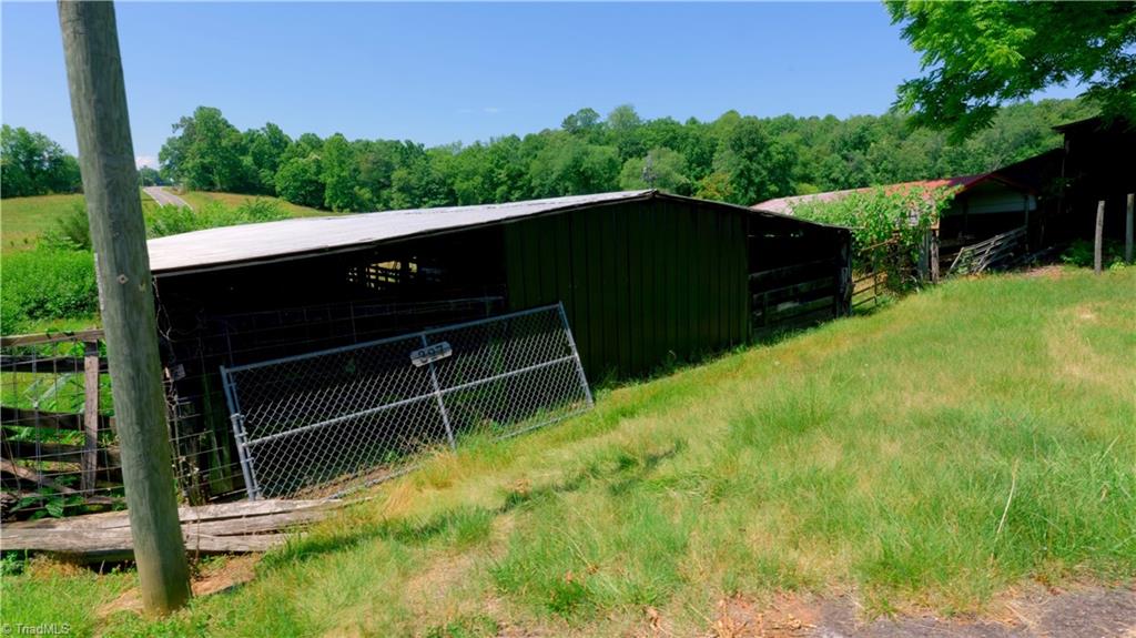 000 Tom Hunter Road, Pilot Mountain, North Carolina image 27