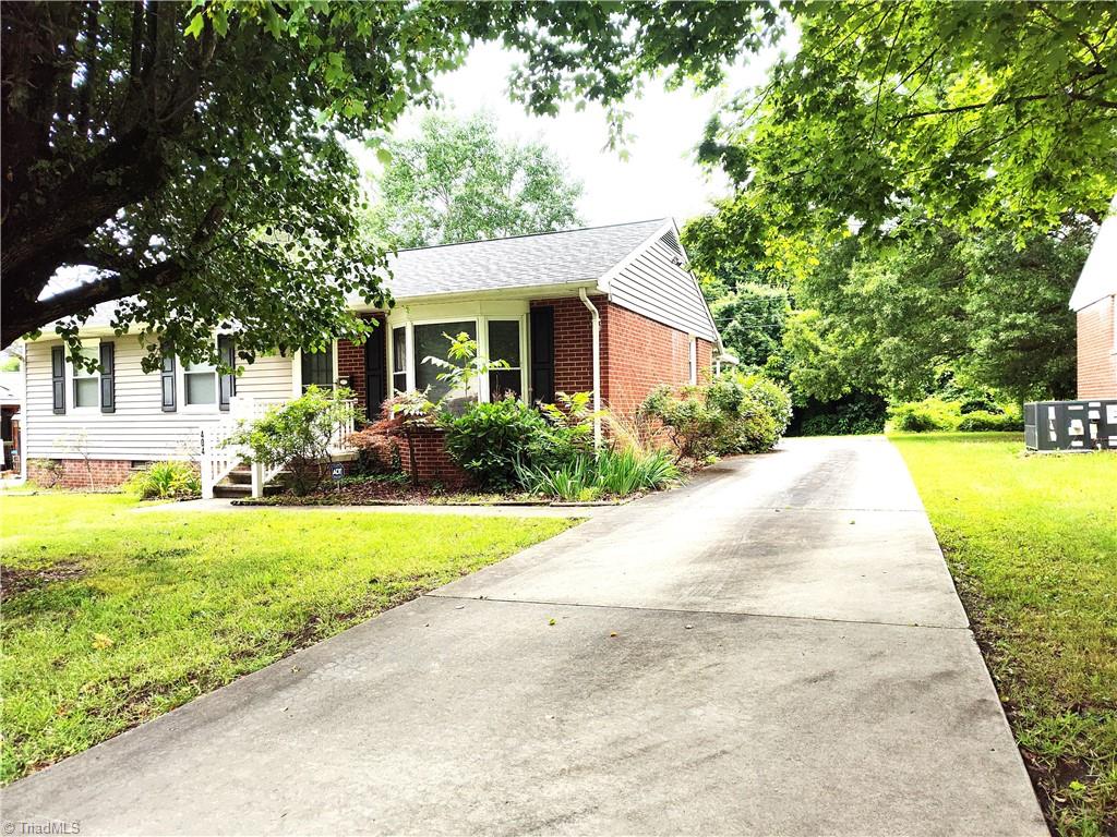 404 Oakgrove Drive, Graham, North Carolina image 4