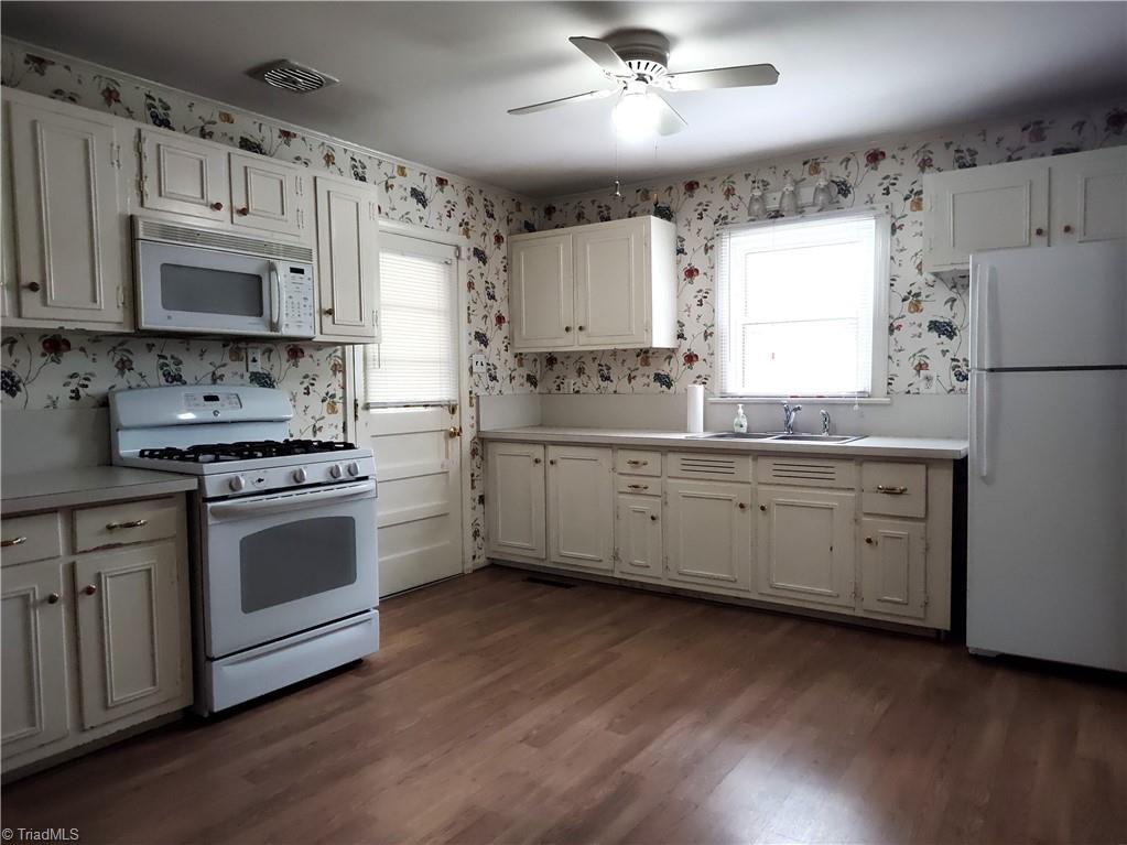 404 Oakgrove Drive, Graham, North Carolina image 15