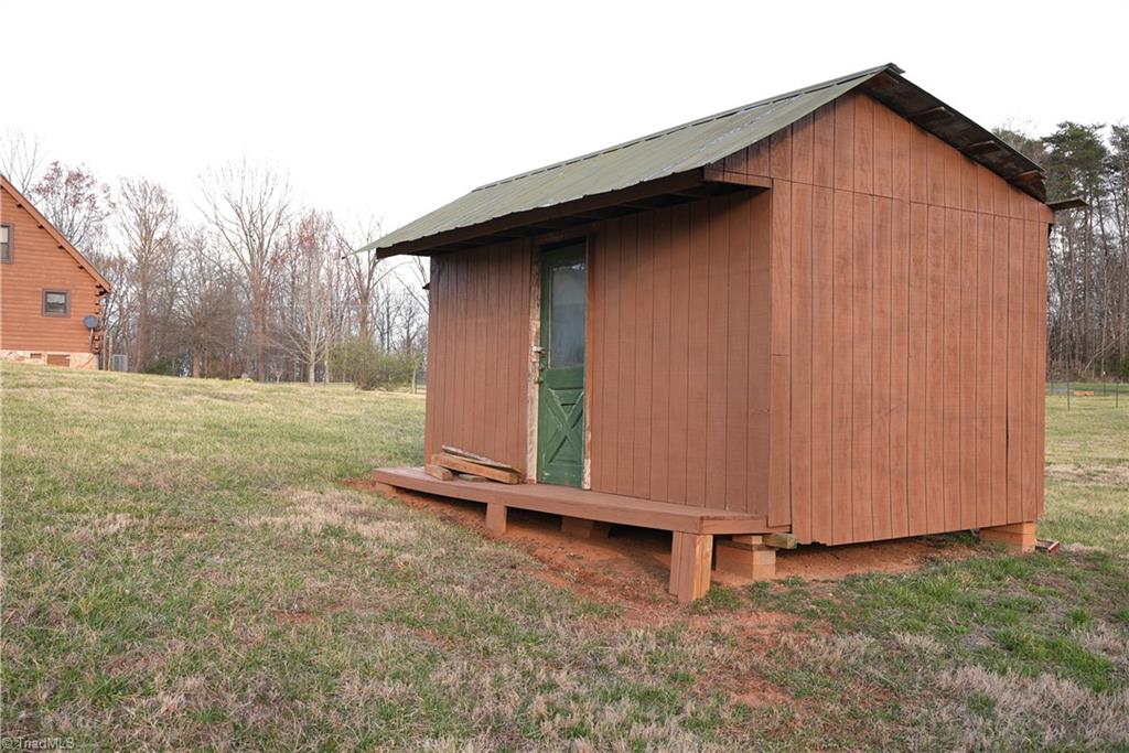 1644 Garner Road, Yadkinville, North Carolina image 43