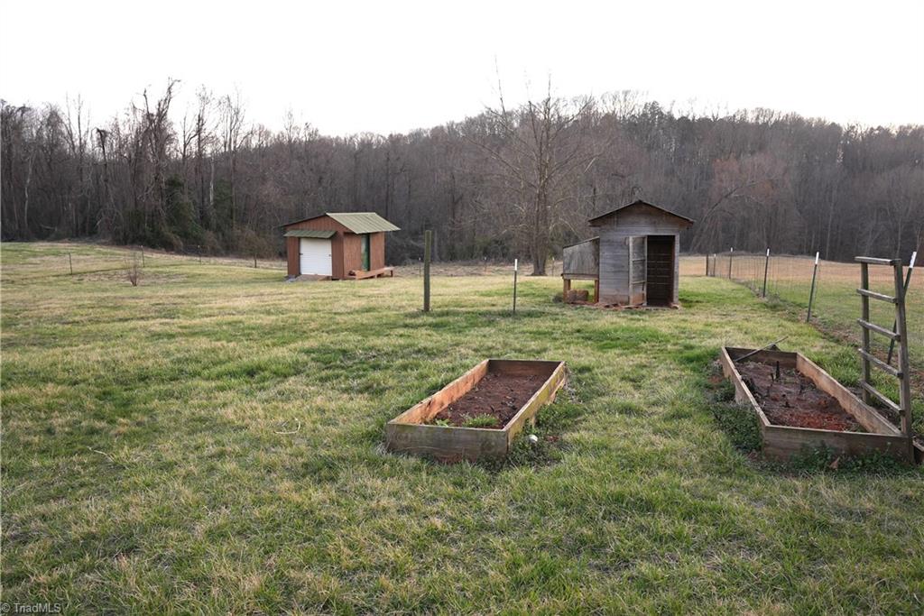1644 Garner Road, Yadkinville, North Carolina image 46