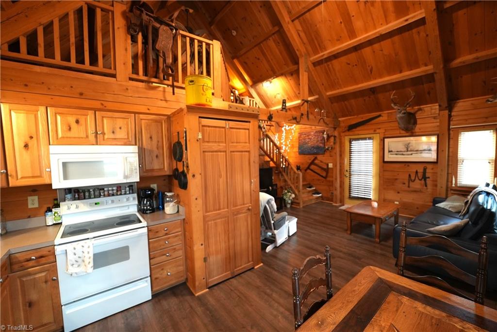 1644 Garner Road, Yadkinville, North Carolina image 12