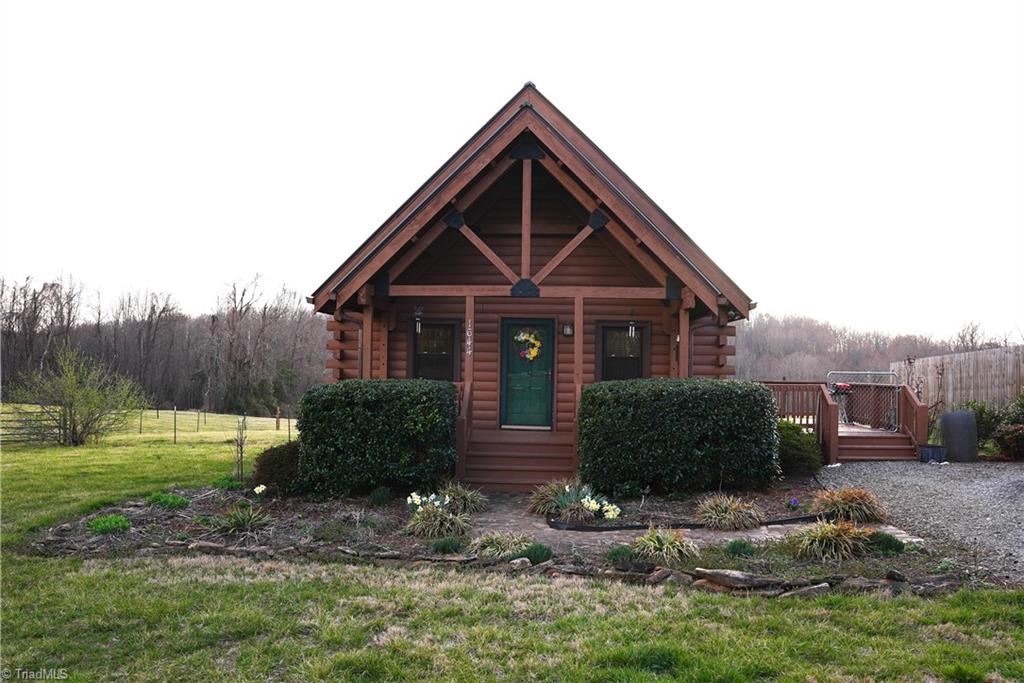 1644 Garner Road, Yadkinville, North Carolina image 2