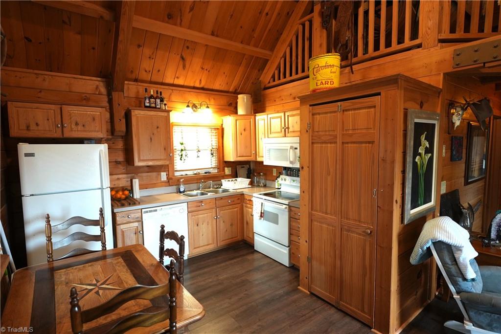 1644 Garner Road, Yadkinville, North Carolina image 6