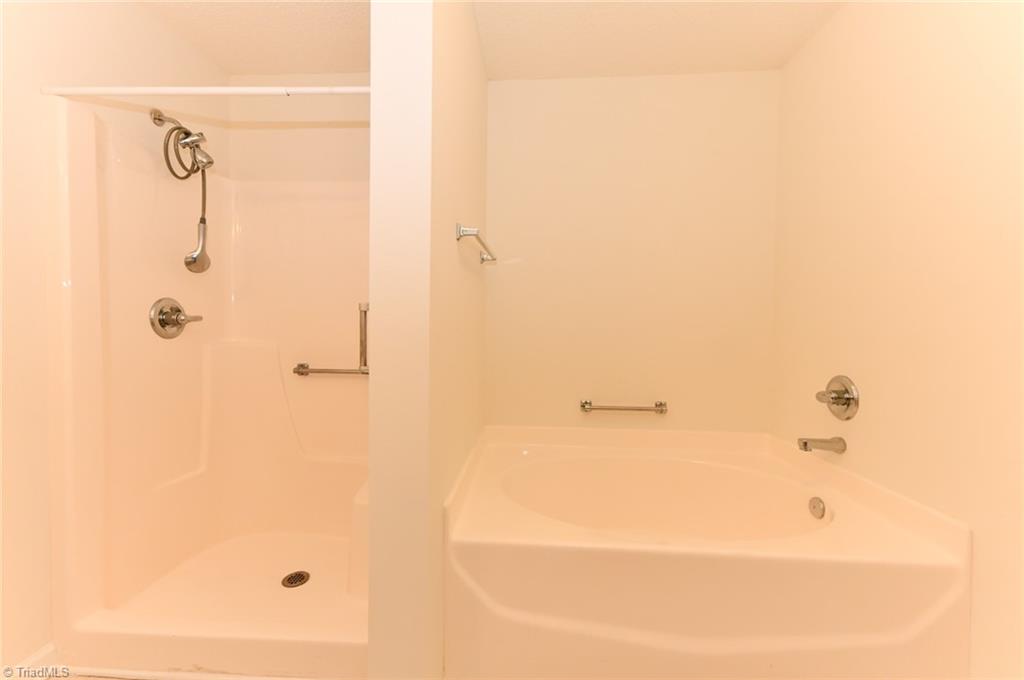 1309 Chesapeake Lane, Archdale, North Carolina image 23