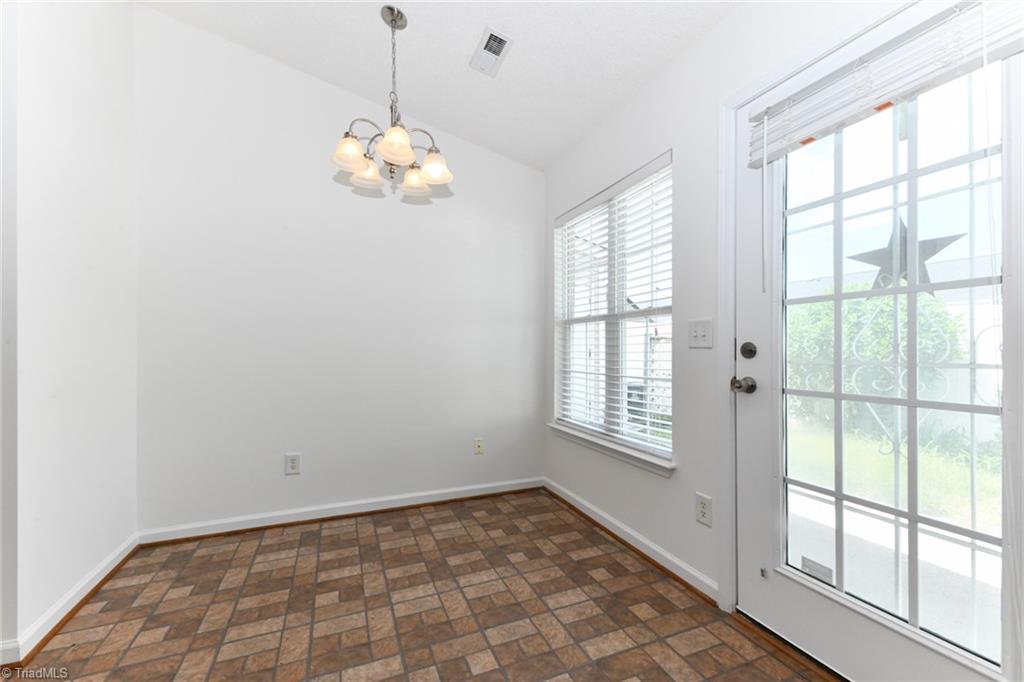 1309 Chesapeake Lane, Archdale, North Carolina image 13