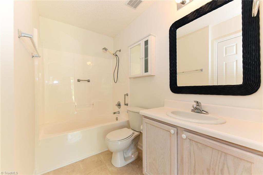1309 Chesapeake Lane, Archdale, North Carolina image 18