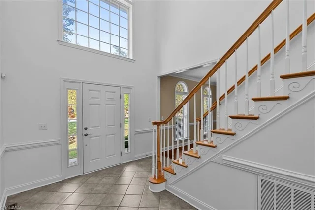 12 Hill Valley Court, photo 3 of 46