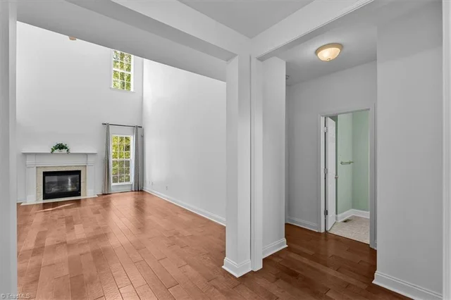 12 Hill Valley Court, photo 5 of 46