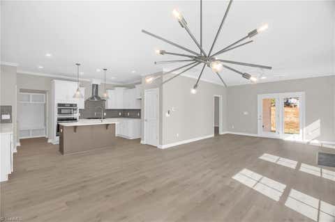 Townhouse For Sale - 3601 Townland Circle<br/> Clemmons, NC 27012