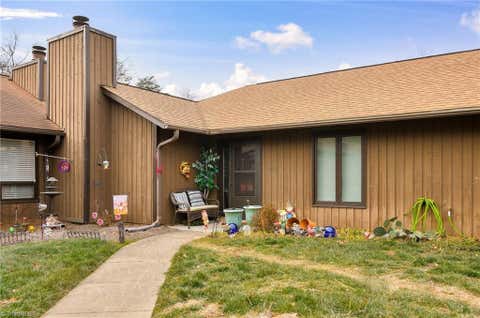 Townhouse For Sale - 2409 Cottage Place<br/> Greensboro, NC 27455
