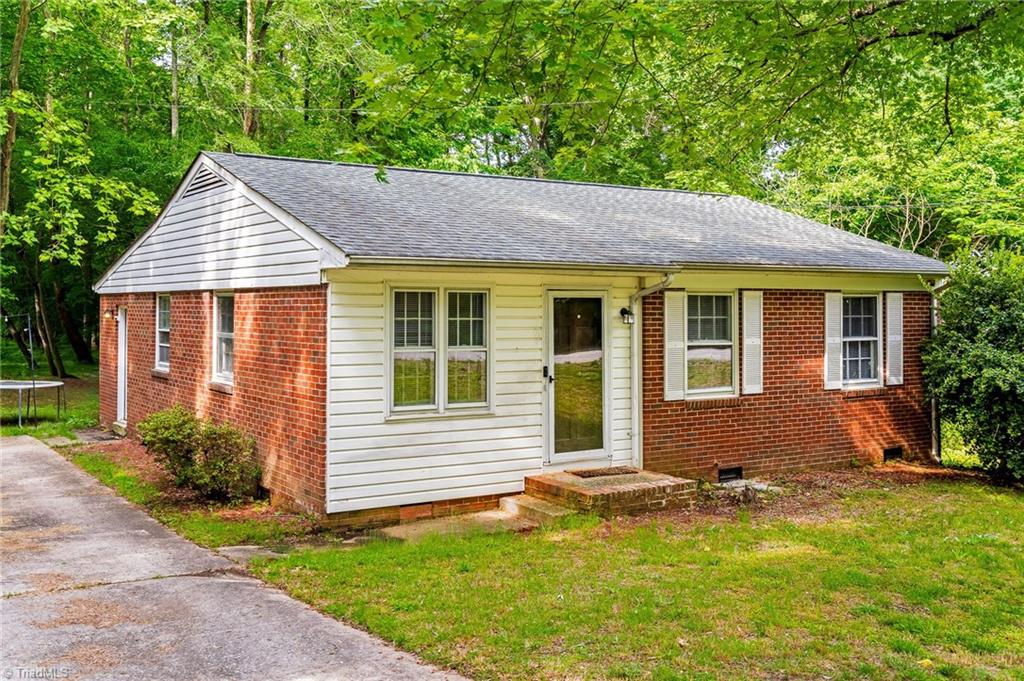 1126 E Springfield Road, High Point, North Carolina image 6