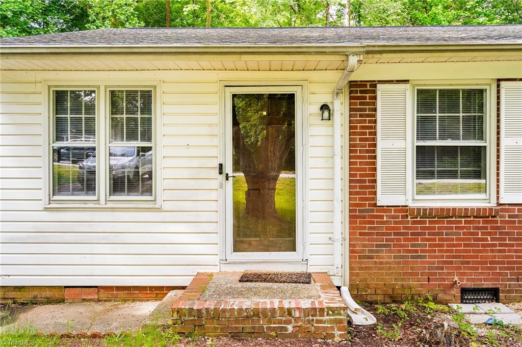 1126 E Springfield Road, High Point, North Carolina image 8