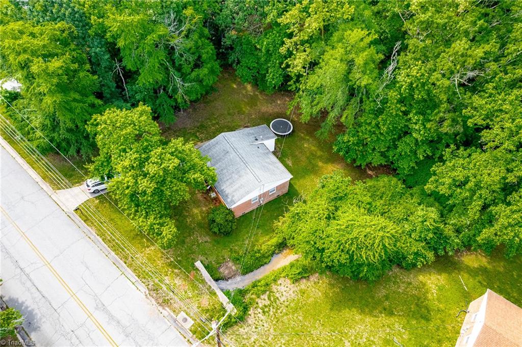 1126 E Springfield Road, High Point, North Carolina image 31