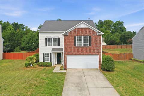 Homes For Sale - 410 Walnut Crossing Drive<br/> Guilford County, Whitsett, NC 27377