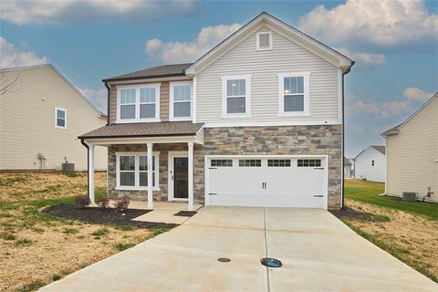 A home in Kernersville