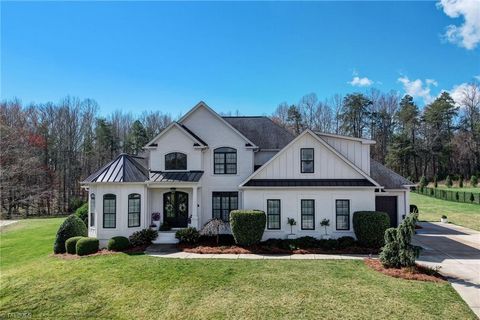 5603 Feather Court Summerfield NC 27358