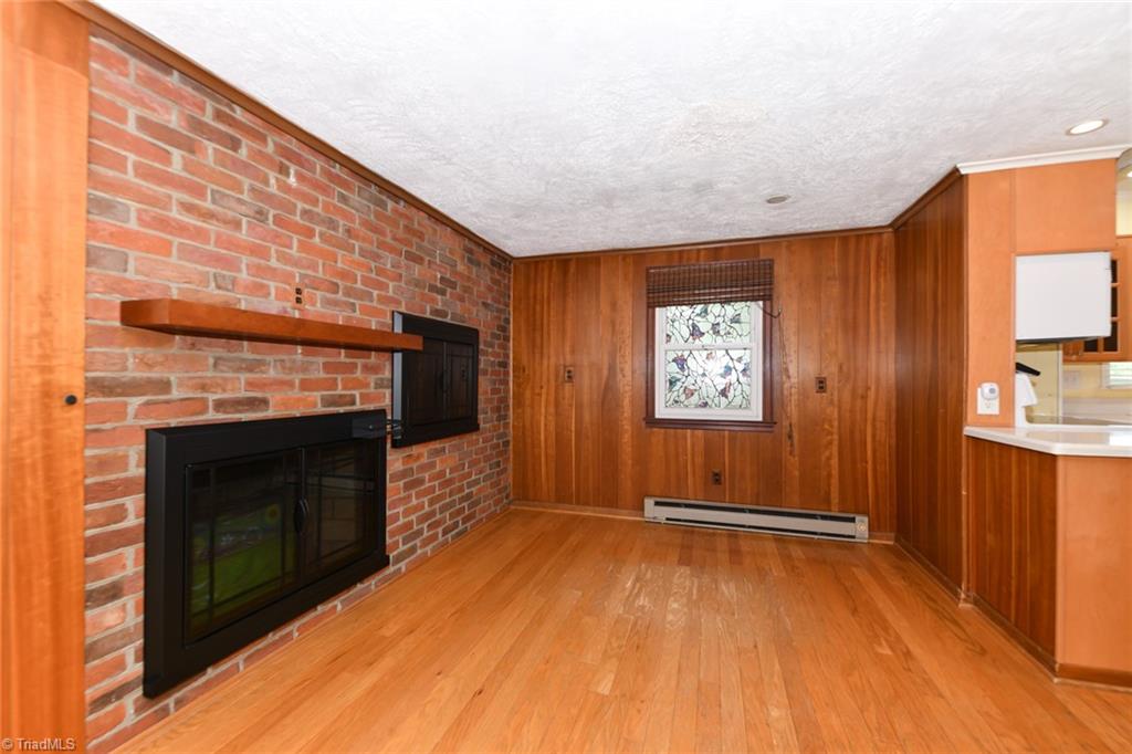 Greensboro, North Carolina 27403, United States, 2 Bedrooms Bedrooms, ,2 BathroomsBathrooms,Residential,Active,148567