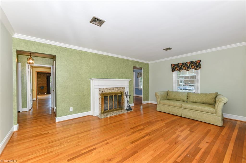 Greensboro, North Carolina 27403, United States, 2 Bedrooms Bedrooms, ,2 BathroomsBathrooms,Residential,Active,148567