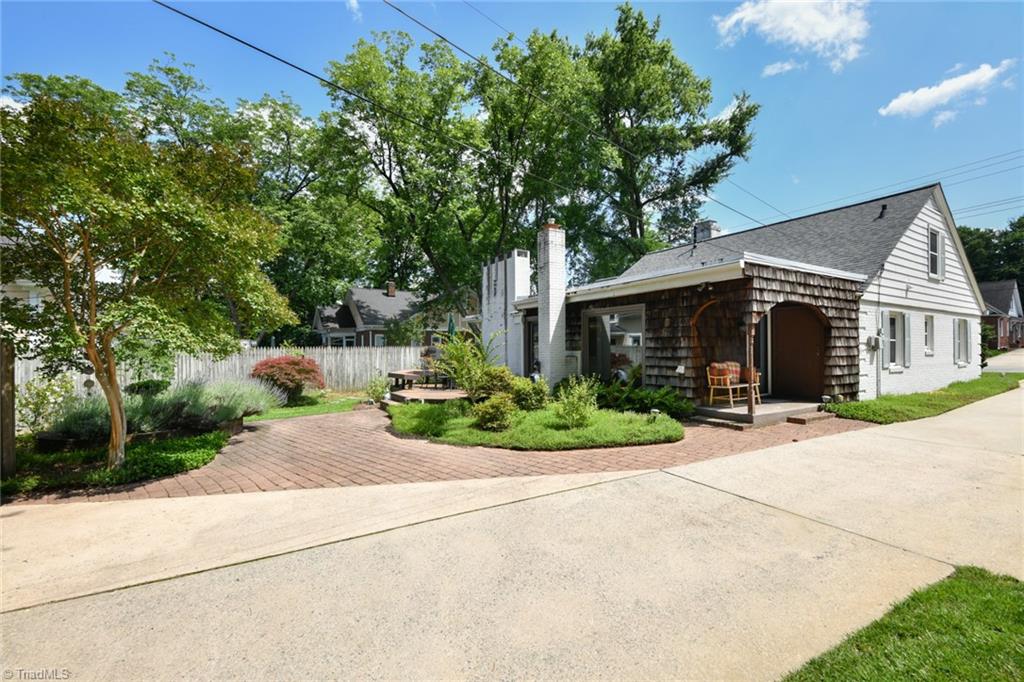 Greensboro, North Carolina 27403, United States, 2 Bedrooms Bedrooms, ,2 BathroomsBathrooms,Residential,Active,148567