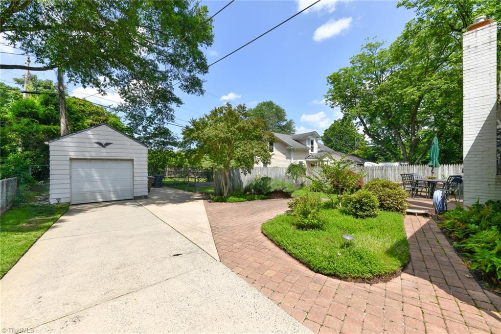 Greensboro, North Carolina 27403, United States, 2 Bedrooms Bedrooms, ,2 BathroomsBathrooms,Residential,Active,148567