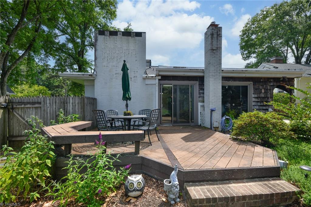 Greensboro, North Carolina 27403, United States, 2 Bedrooms Bedrooms, ,2 BathroomsBathrooms,Residential,Active,148567