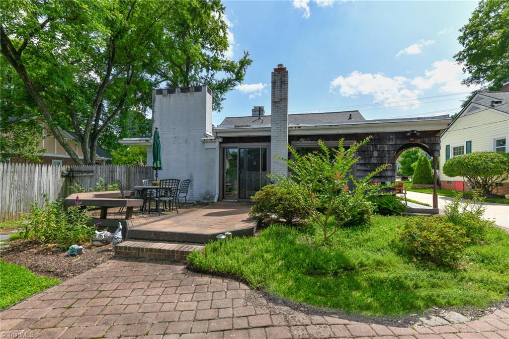 Greensboro, North Carolina 27403, United States, 2 Bedrooms Bedrooms, ,2 BathroomsBathrooms,Residential,Active,148567