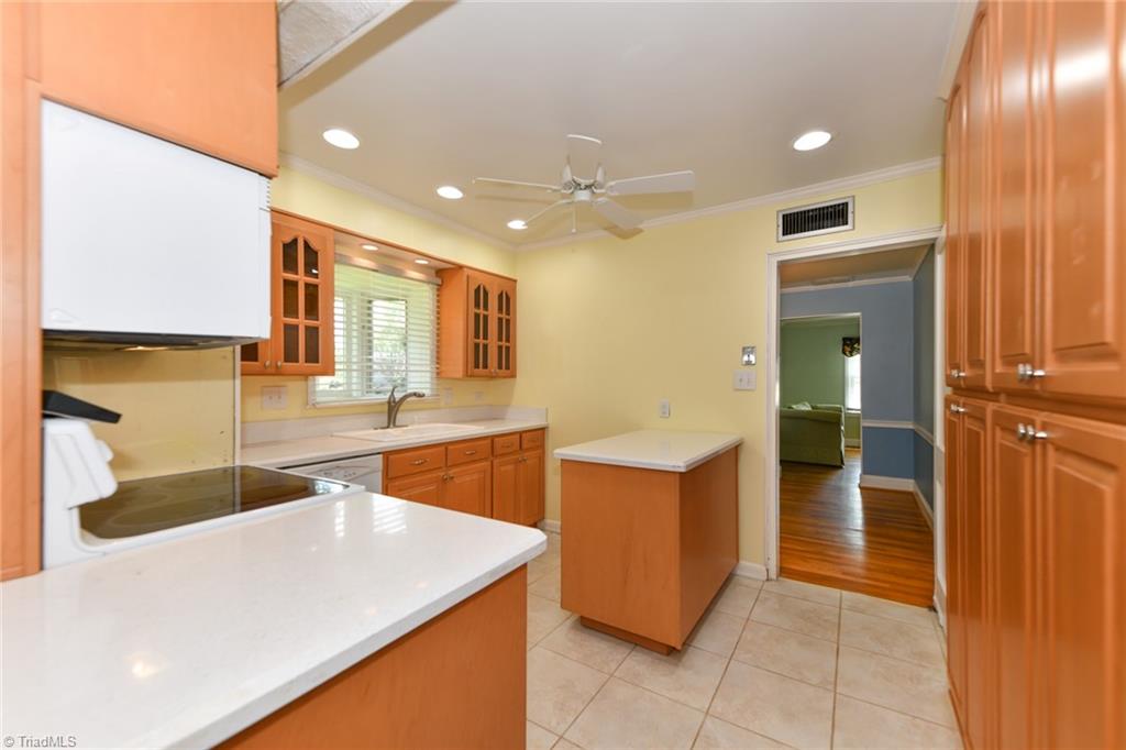 Greensboro, North Carolina 27403, United States, 2 Bedrooms Bedrooms, ,2 BathroomsBathrooms,Residential,Active,148567