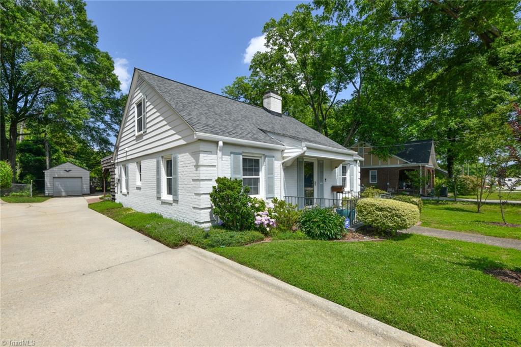 Greensboro, North Carolina 27403, United States, 2 Bedrooms Bedrooms, ,2 BathroomsBathrooms,Residential,Active,148567 Greensboro, North Carolina 27403, United States, 2 Bedrooms Bedrooms, ,2 BathroomsBathrooms,Residential,Active,148567