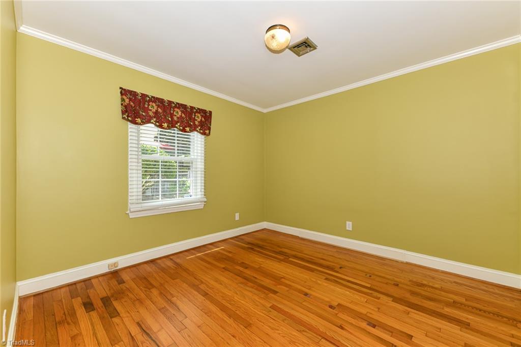 Greensboro, North Carolina 27403, United States, 2 Bedrooms Bedrooms, ,2 BathroomsBathrooms,Residential,Active,148567