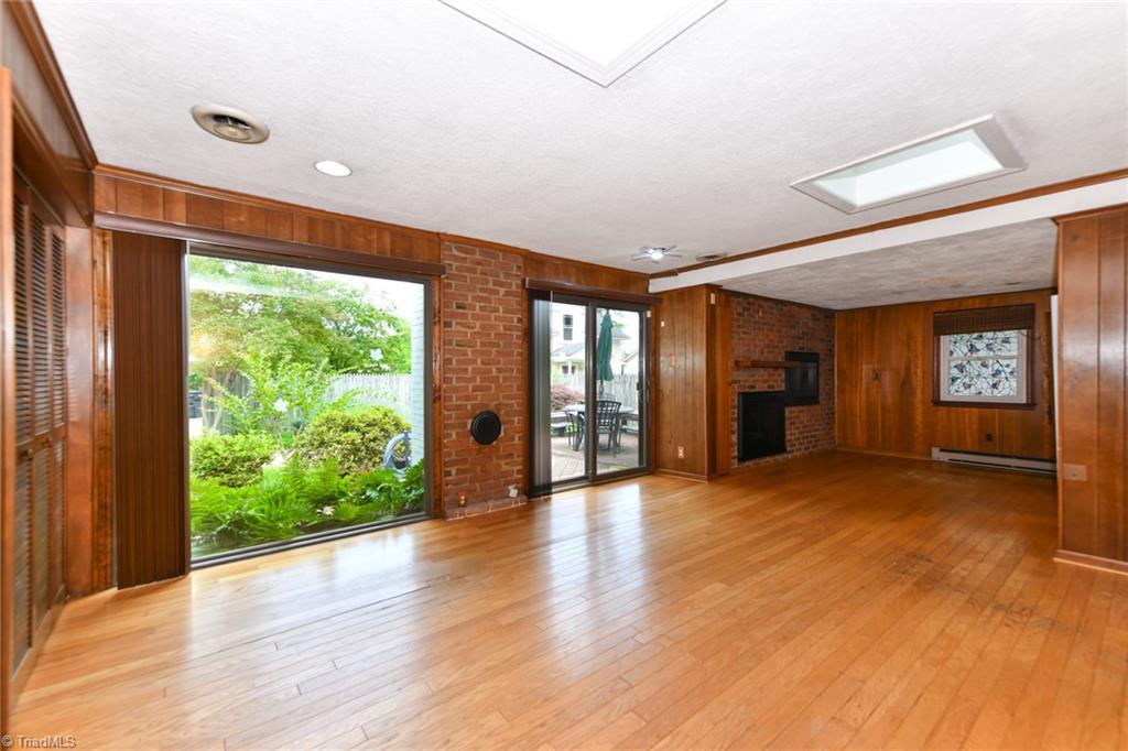 Greensboro, North Carolina 27403, United States, 2 Bedrooms Bedrooms, ,2 BathroomsBathrooms,Residential,Active,148567