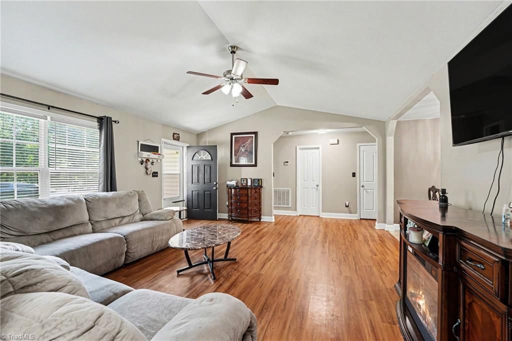 Photo of 150 Swann Crossing Lane, Statesville, NC 28625 (MLS # 1221937)