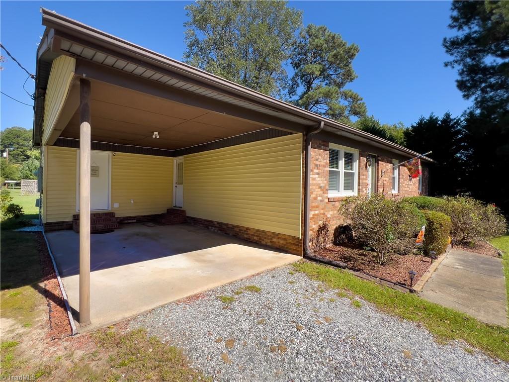 Photo of 4851 Westray Lane, Walkertown, NC 27051 (MLS # 1237600)